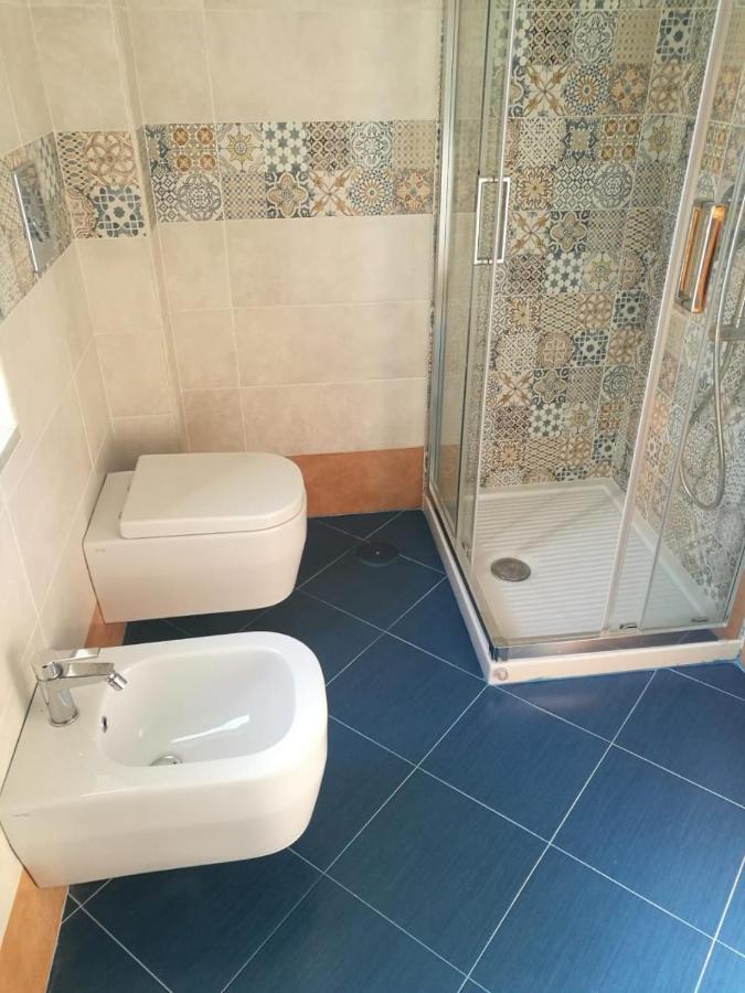 Bed and Breakfast Antoniet Napoli Esterno foto